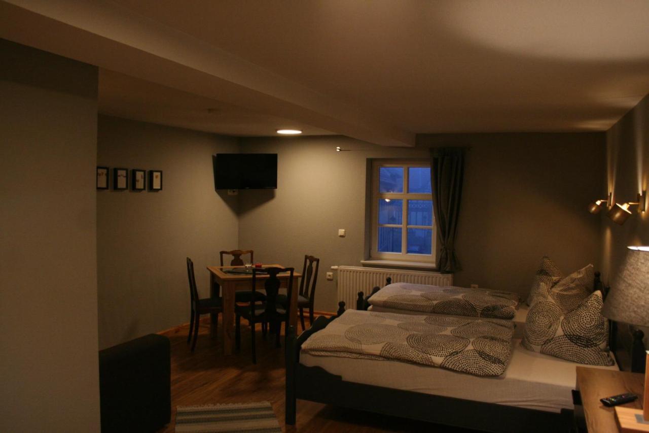Haus Brunnenkunst Hotel Arnstadt Ngoại thất bức ảnh